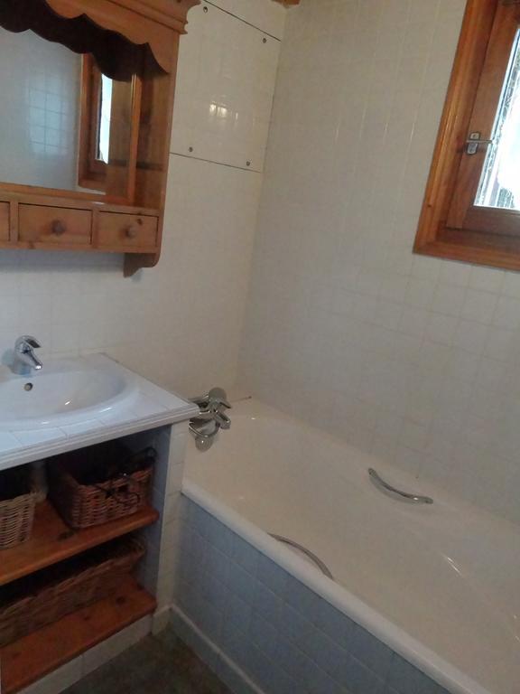 Les Nereides Studios Et Appartements Brides Les Bains מראה חיצוני תמונה